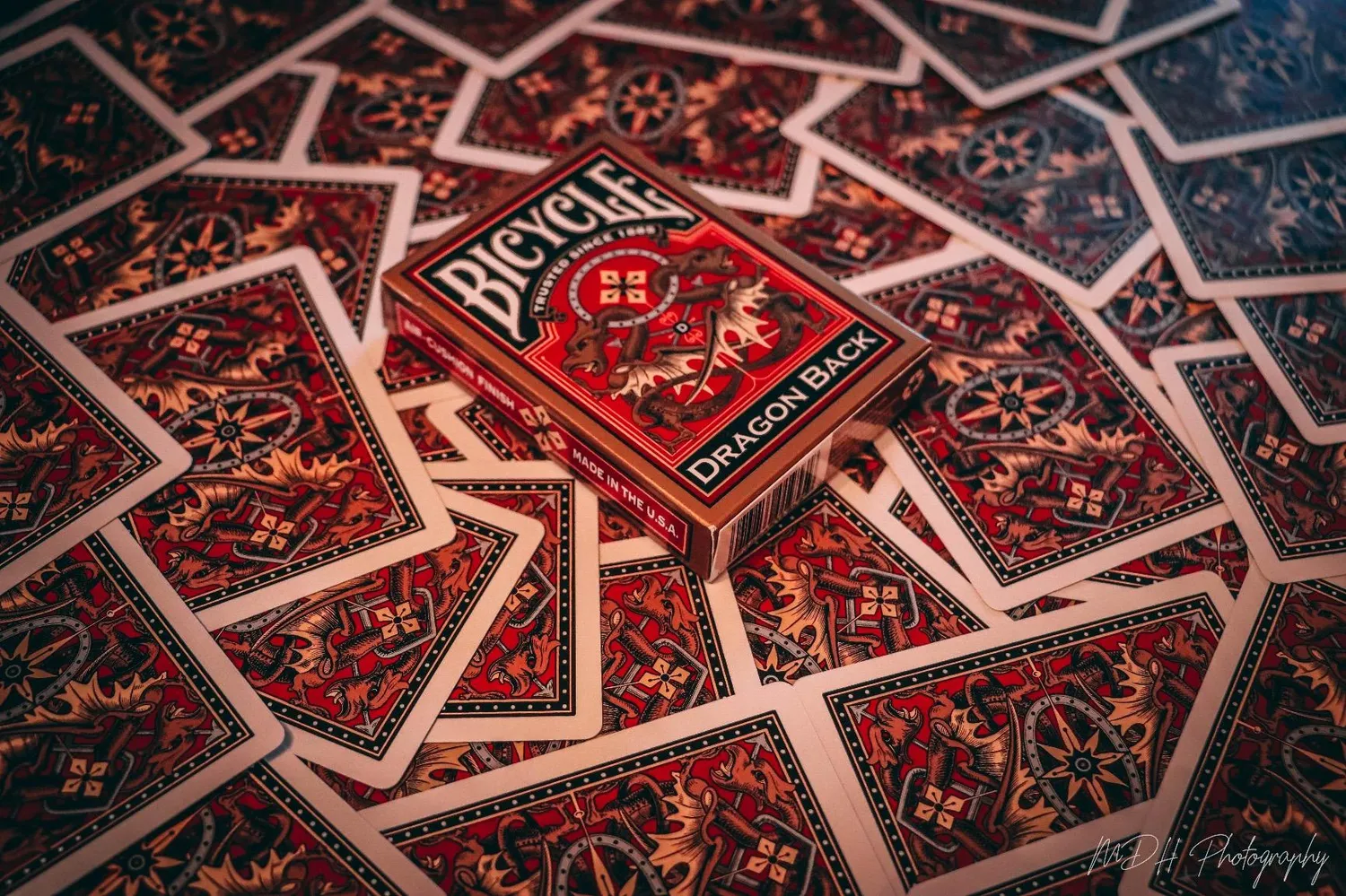 Bicycle Gold Dragon mazzo carte da poker finitura air