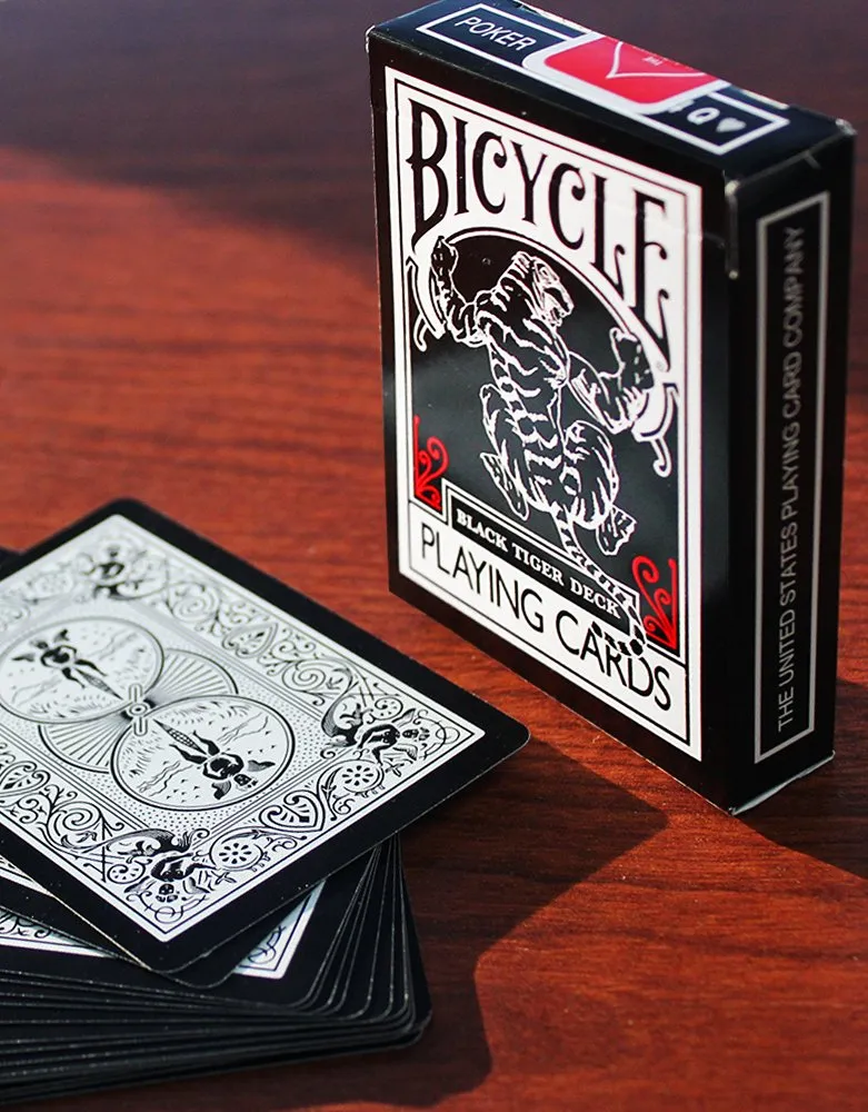 Bicycle Black Tiger Red carte poker dorso nero visibile UV