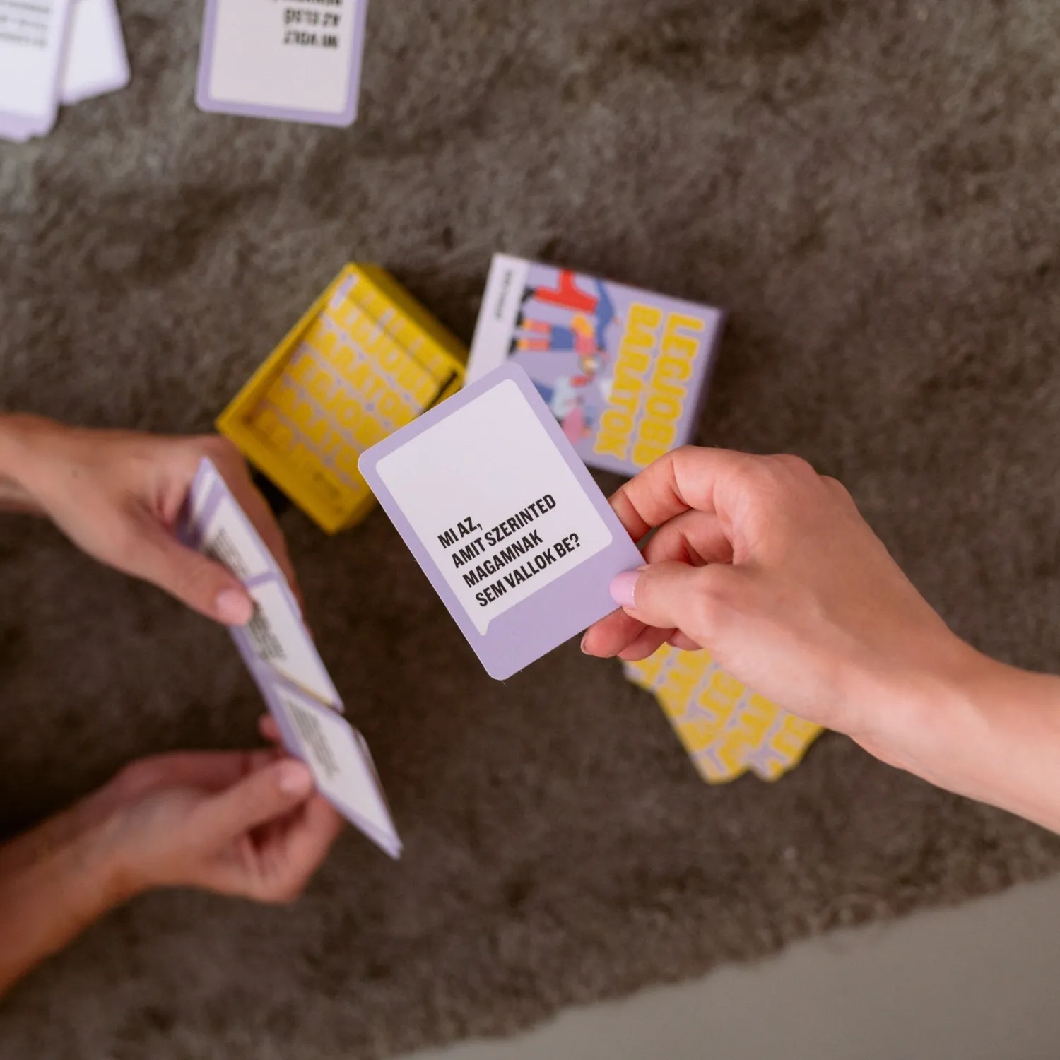 körvonal Legjobb Barátok gioco di carte conversazione ungherese