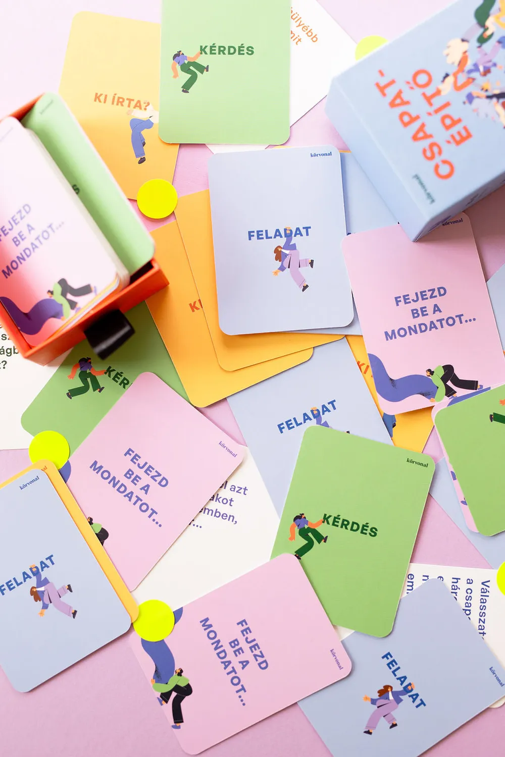 körvonal Csapatépitő gioco di carte team lavoro
