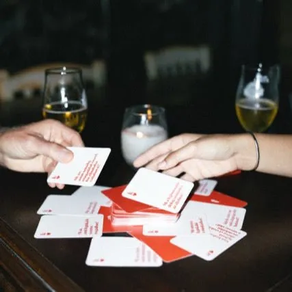 körvonal Randi Este gioco carte conoscenza primo appuntamento