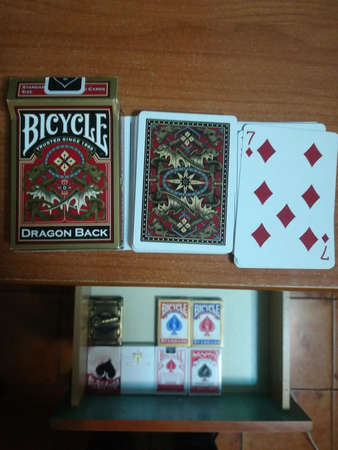 Bicycle Gold Dragon mazzo carte da poker finitura air