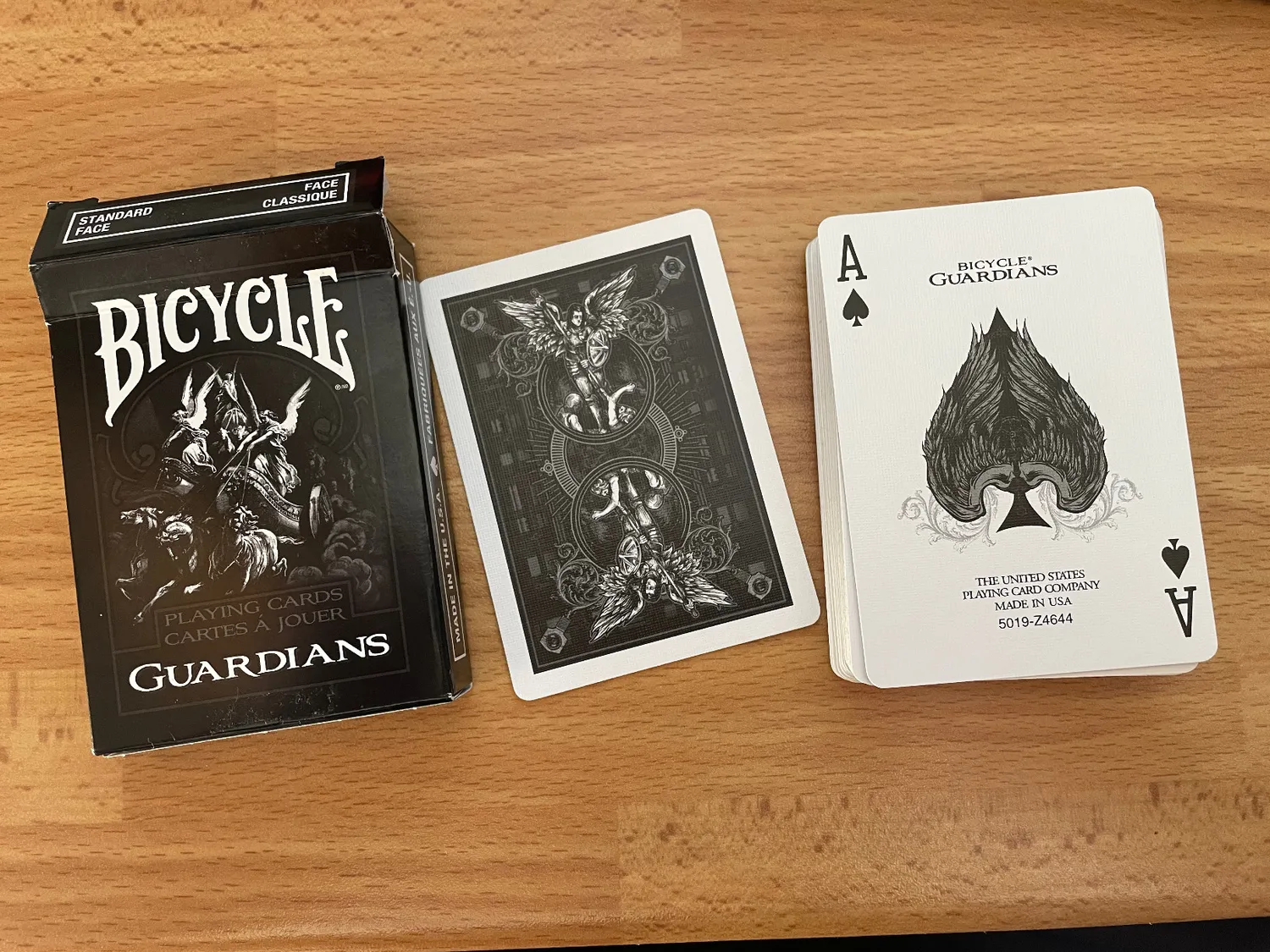 Bicycle Guardians carte poker Theory11 nero 54 carte