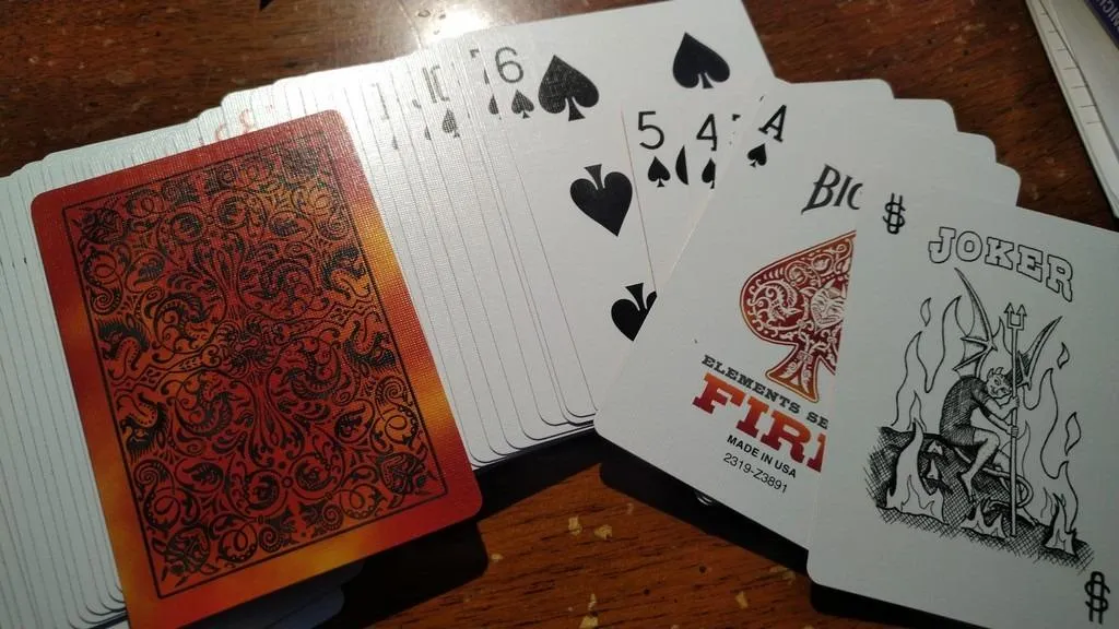Bicycle Fire carte da poker mazzo collezione fiamme rosse