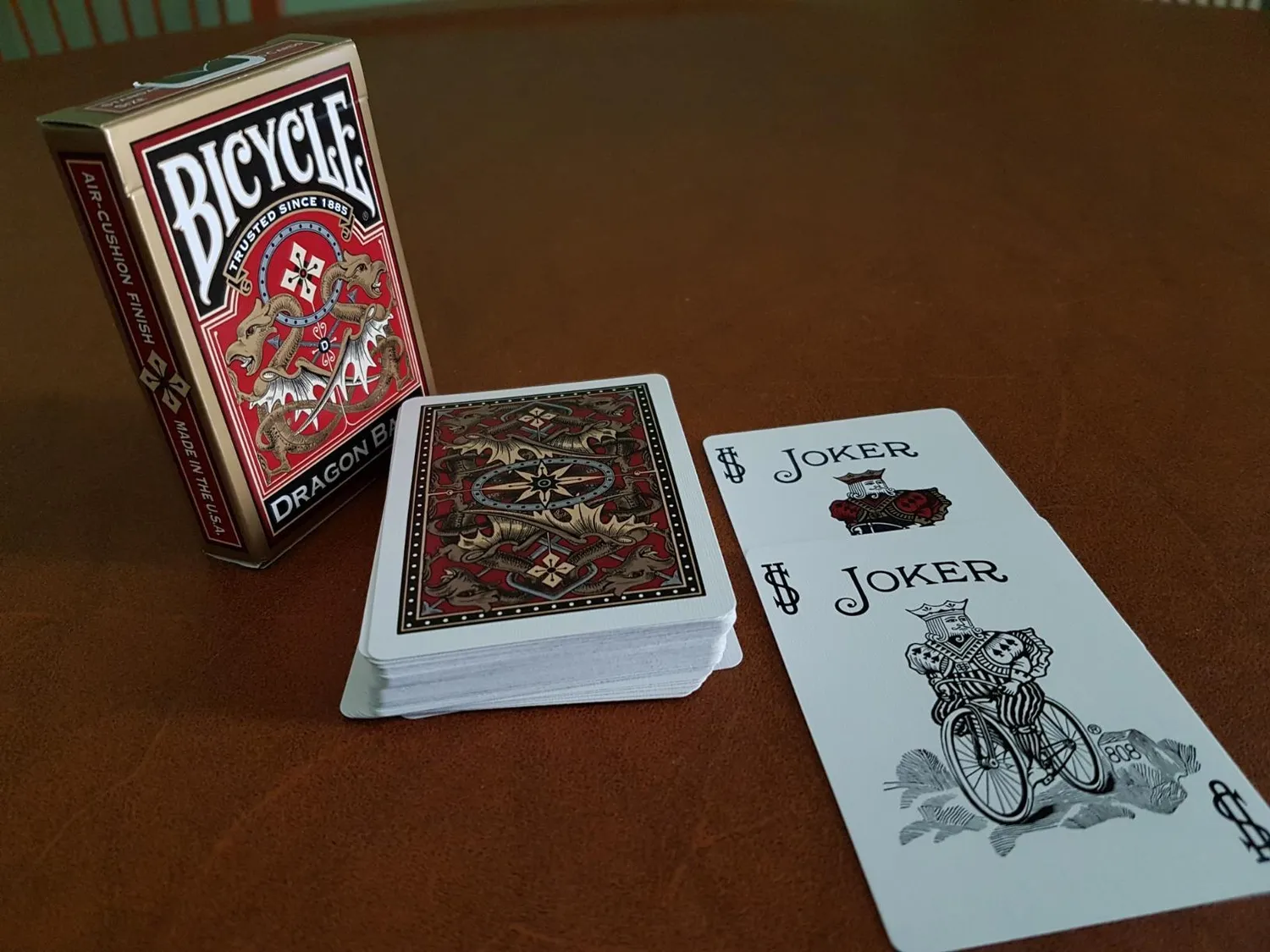 Bicycle Gold Dragon mazzo carte da poker finitura air